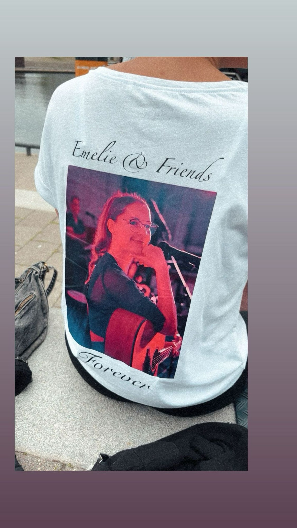 Merch: T-Shirt